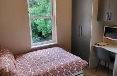 Sands House - luxury modern studios with secure parking in Epsom, Surrey - Photo 4