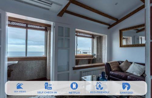 Ático con terraza y vistas al mar. - Foto 1