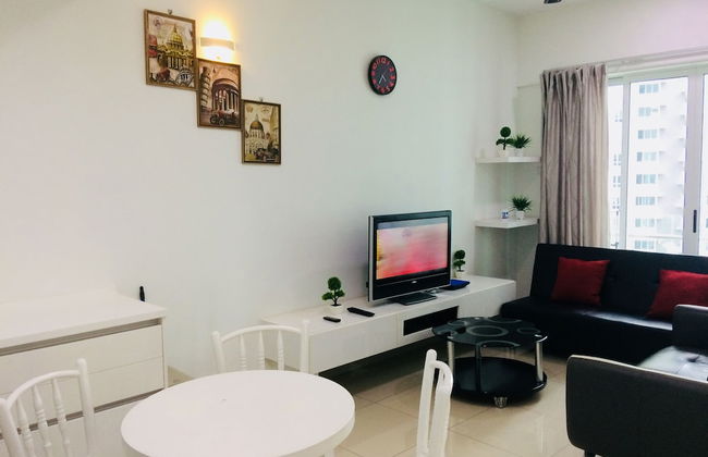 City Living with Panoramic Sea Views at Danga Bay - Foto 14