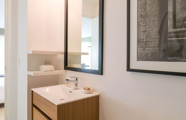 w Modern Loft w AC in Barranco - Photo 15