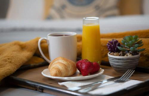 Cozy Bungalow Hot Tub & Fire Pit, Walk Downtown - Foto 14