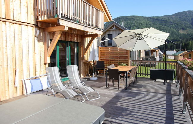 Lavish Wooded Chalet with Sauna & Hot Tub in Hohentauern - Photo 10