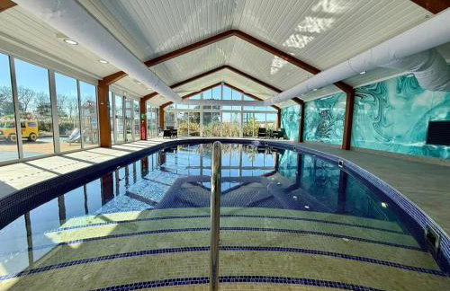 Delightful two bedroom caravan on Par Beach. - Foto 20