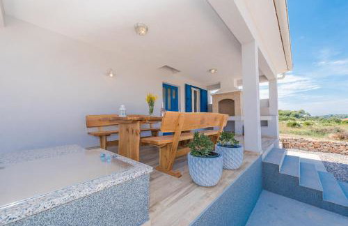 Sakarun - Ena - Photo 4