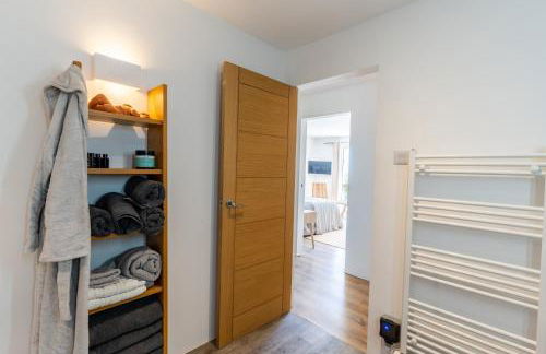 Finest Retreats - Avalon Sea Views - Foto 28