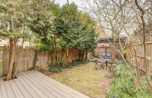 Brooke House In The Heart of Downtown with Patio! - Foto 23