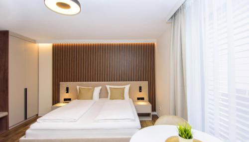 Hotel TwentyFour Living - Foto 1