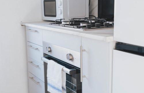 Stylish 3BR Stay by Hampden No 161 with Free Parking - Foto 9