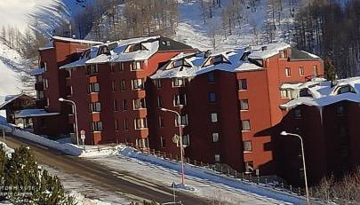 TANA DELLA MARMOTTA - renovated, ski in ski out, turkish bath, garage, storage - Foto 5