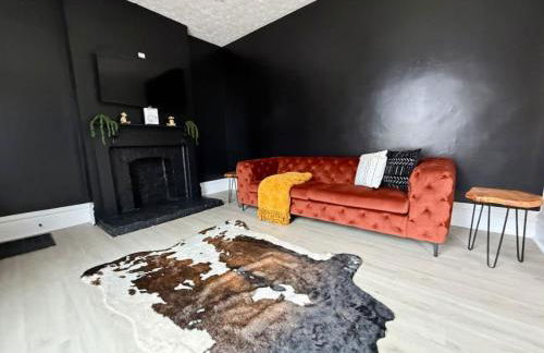 Jungle House Columbus Sleep 12 Downtown Ohio Free Parking - Near Convention Center & Nationwide Arena - 4BR Short North Luxury Home - Over 5,800 Five Star Stays - Foto 8