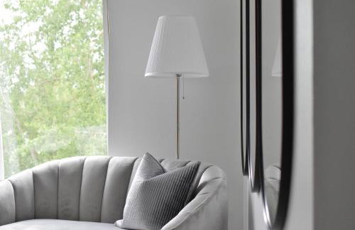 Stylish One Bed Apartment Near Cotswolds RAF - Foto 21