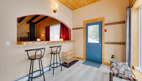 Peaceful Stark Cottage with Deck on South Ponds! - Foto 4