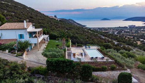 Villa Pasiphae - Photo 2, Garden view