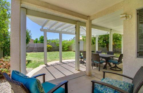Explore ABQ and Rancho Rio Family Home with Patios! - Foto 21