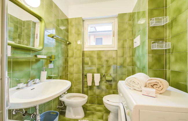 Franka House Terrace Private & Lake View - Photo 14