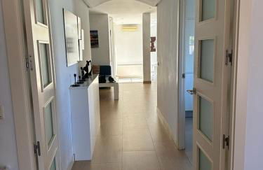 Precioso chalet con piscina y pista de padel - Photo 23