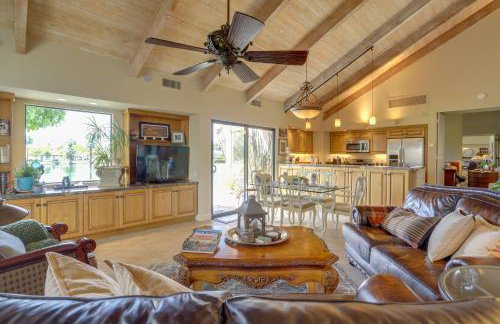 Mtn-View Rancho Mirage Condo w/ Lakefront Patio - Foto 5