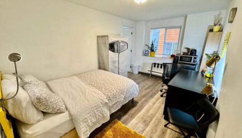 Private Room with own Bathroom 10 Minutes Walk to University of Washington - Foto 2