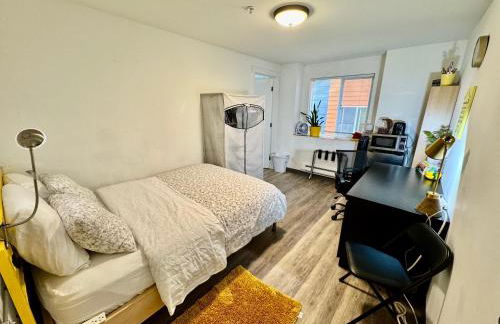 Private Room with own Bathroom 10 Minutes Walk to University of Washington - Foto 2