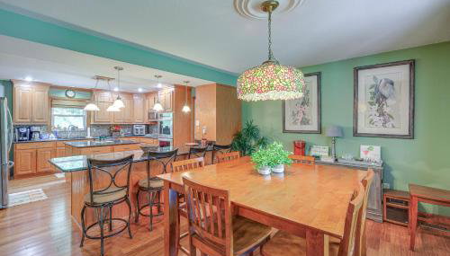 Peaceful Bluff City Retreat with Fire Pit and Grill - Foto 2