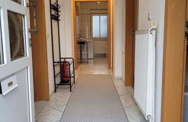 Wohnung in Oberhausen: zentral & ruhig, eigener Eingang - Foto 5