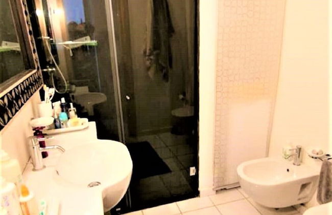 Seafront Apartment - Beach in front - Foto 13