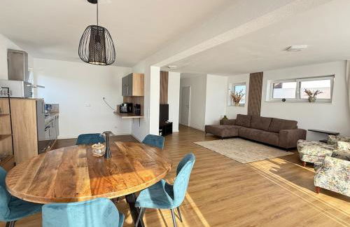 Luxury Apartment 4 bedrooms Self check in out - Foto 23