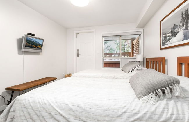 Glaciers Reach by AllSeason VR - Photo 42