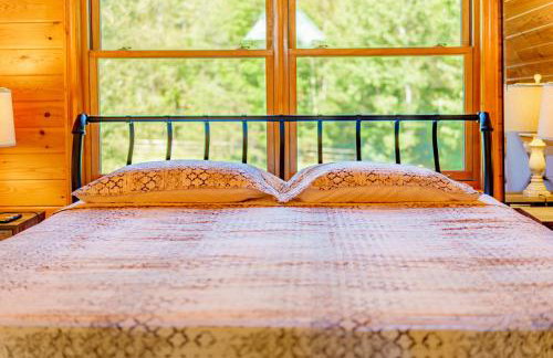 Adirondack Alpine Cabin with Hot Tub, Near Whiteface, Lake Placid, Game Rm, Fenced Yard, Views - Foto 42