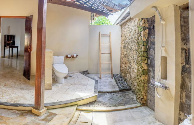 Villa Sari Bumi Menjangan - Photo 31