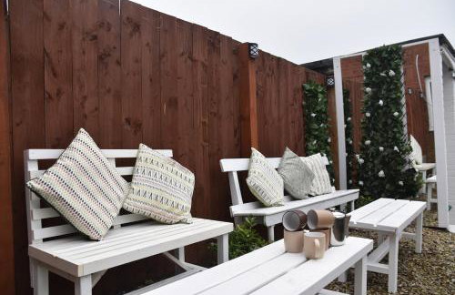 Willow View Boutique Streamside Retreat near A1 J59, Durham & Darlington - Photo 7