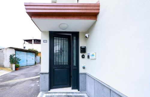 Seaside Ruins - Photo 4