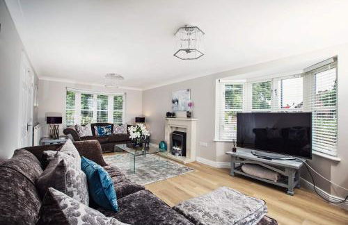 Beautiful Retreat - Hot Tub, Stunning Views & Late Checkout - Abergavenny - Foto 3