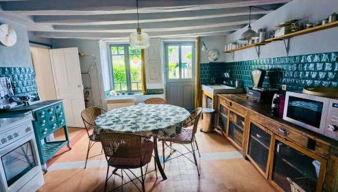Bourg, familial, cour, la Maison d'Ouchet - Foto 4, stove, dishwasher, toaster