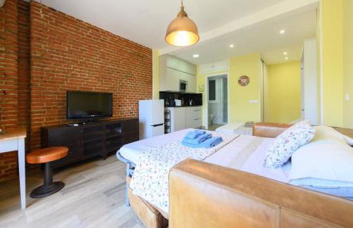 Studio with balcony Everything you need Temporary AMA144 - Photo 5