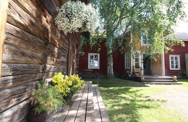 LAURI Historical Log House Manor - Photo 43