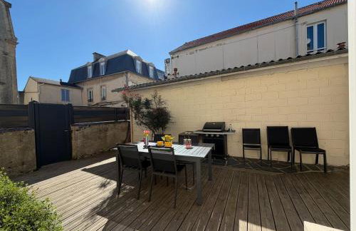 Embruns maison spacieuse rénovée 5 ch 3 sdb 2 WC belle terrasse aménagée barbecue à 250 m de la plage en plein centre d' Arromanches au coeur des plages du débarquement, proximité de Bayeux - Foto 50