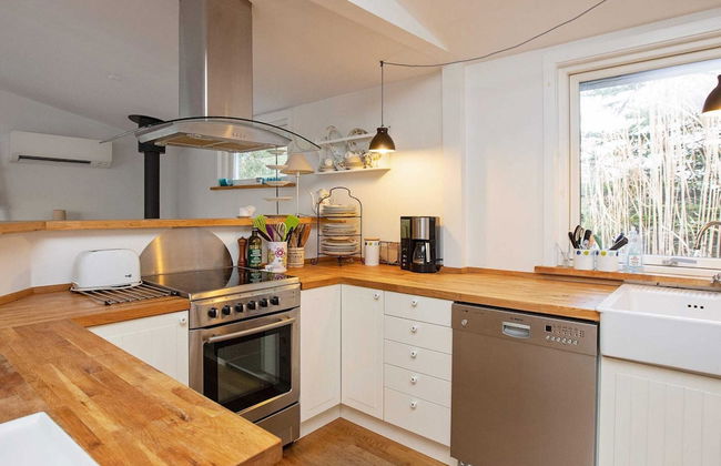 Simplistic Holiday Home in GÃ¸rlev near Sea - Photo 13