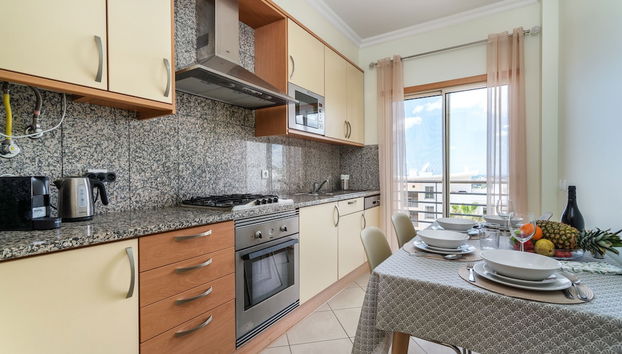 BnB Homes Apartment With Sea View Terrace and Pool - Foto 3, Habitación