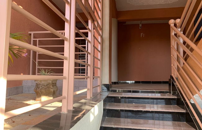 Lux Suites Dublin Suites Utawala - Photo 1