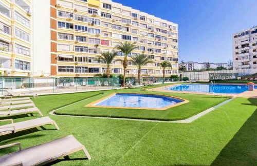 Apartamento con piscina y aire acondicionado - Foto 3