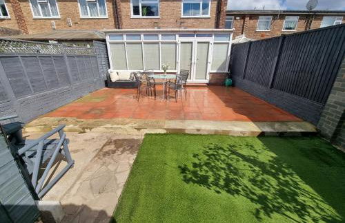 28 ExcellentStays - Heathrow - 5 Bedroom House - Foto 29
