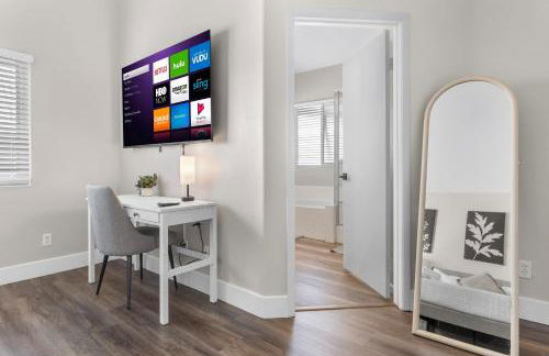 Cozy 5BR with Games and Pool for All - Foto 22