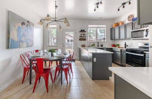 Flagstaff Retreat with Hot Tub - Foto 28