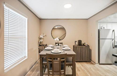 King Bed 5 min walk Truist Park The Battery - Foto 14