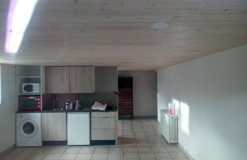 Studio Vic - Photo 20