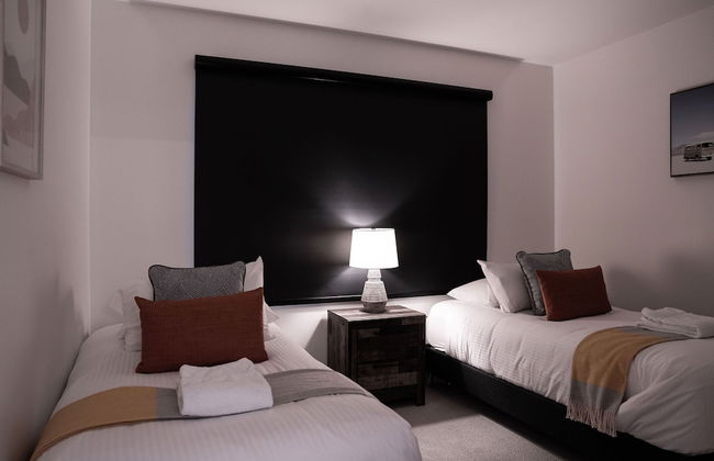 RevelStoked Getaway by Revelstoke Vacation - Photo 4