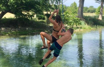 FAMILY RIVER RETREAT! PRIVATE MEDINA RIVER ACCESs! - Foto 41