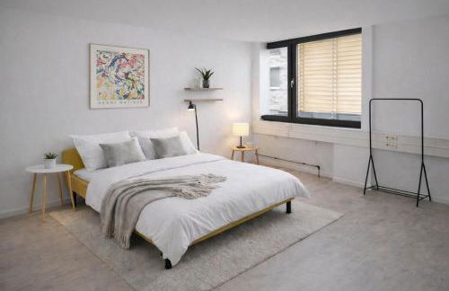 3 Floor XXL House, 7 Rooms, 2 Kitchen, 15 Minutes to Frankfurt, Washing Machine - Foto 78