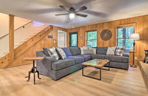 Game Room and Fire Pit Weaverville Family Home! - Foto 21